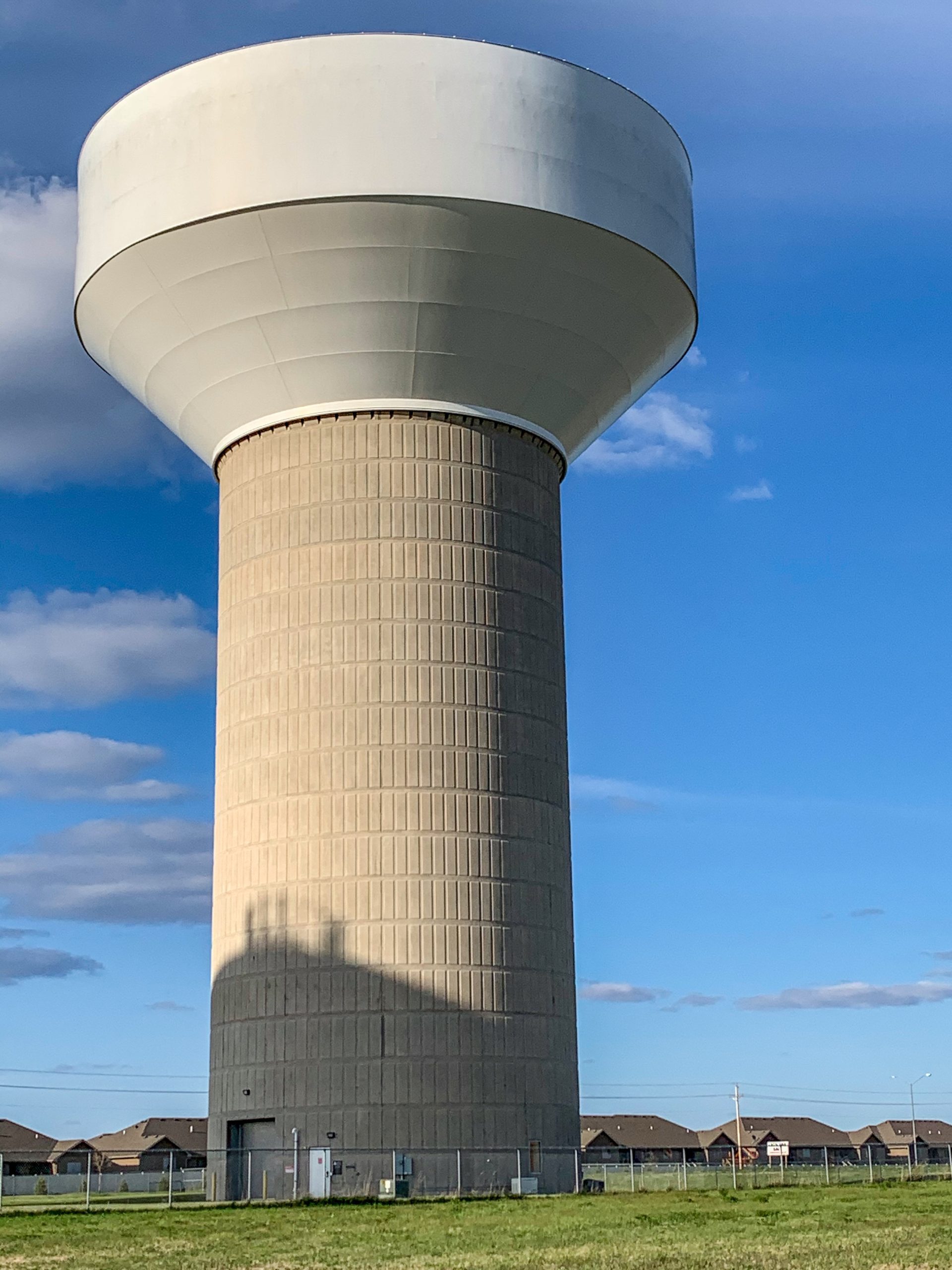 Migrating Corrosion Inhibitors