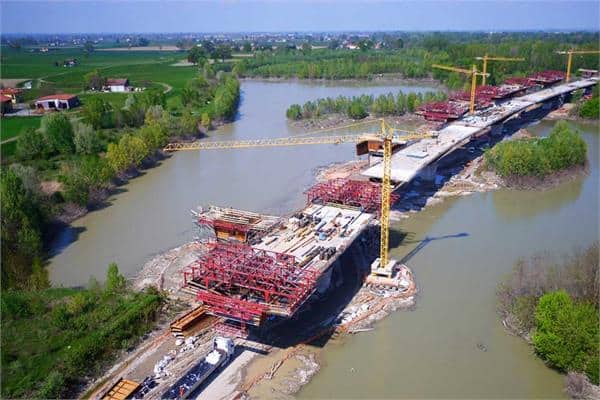 Cortecemployedthroughouteuropeforposttensiongroutingdelays - Cortec Corporation